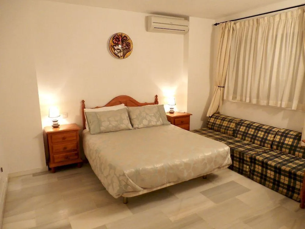 Los Naranjos De Marbella